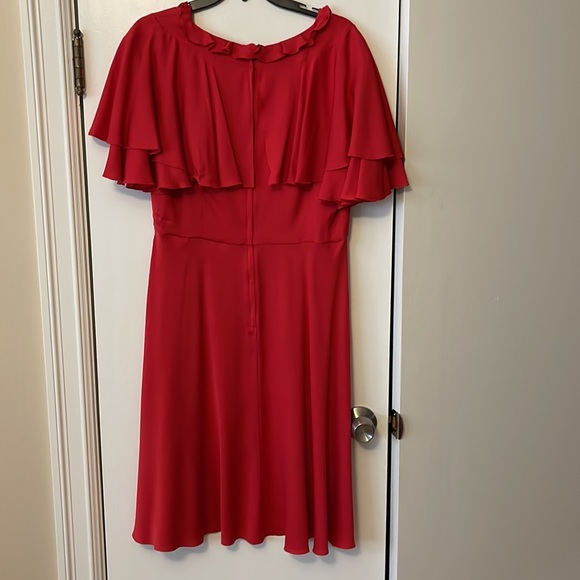 Dolce & Gabbana silk ruffles midi dress - Picture 5 of 14